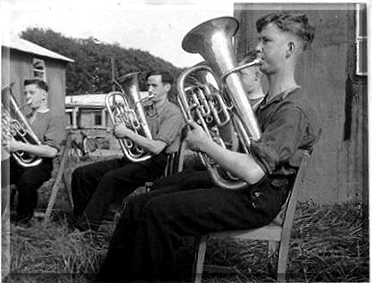The Euphonium class blowing up a storm outdoors at Burford (must have been summertime.) Names, as usual elude me - except for the bloke in the middle - and I've known his name for quite a long time now!